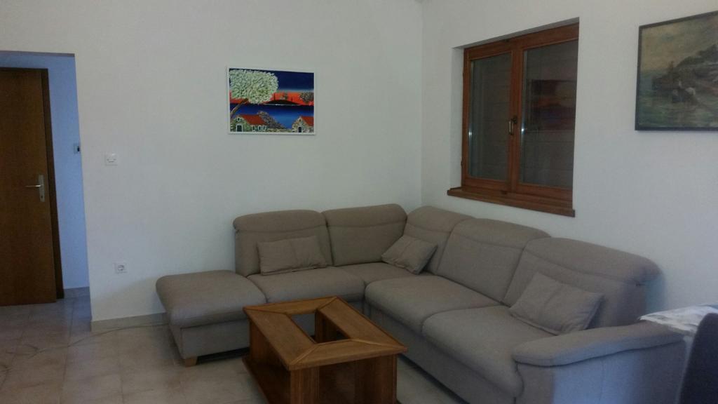 Mendula Apartment Rogač Exterior foto